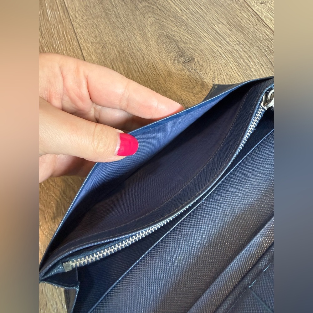 Vintage Prada Blue Leather Wallet - Picture 7 of 16